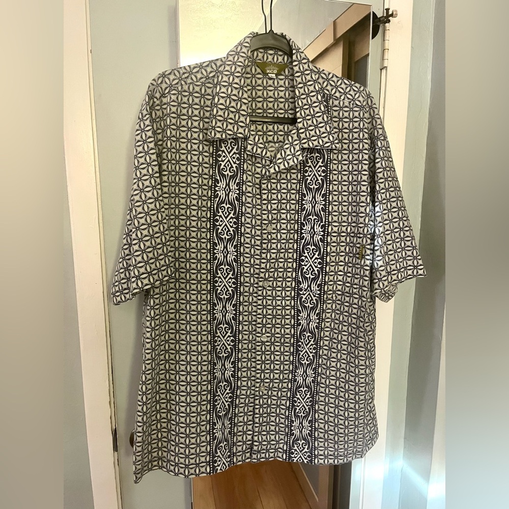 Boho Short Sleeve Button Down Shirt, L
